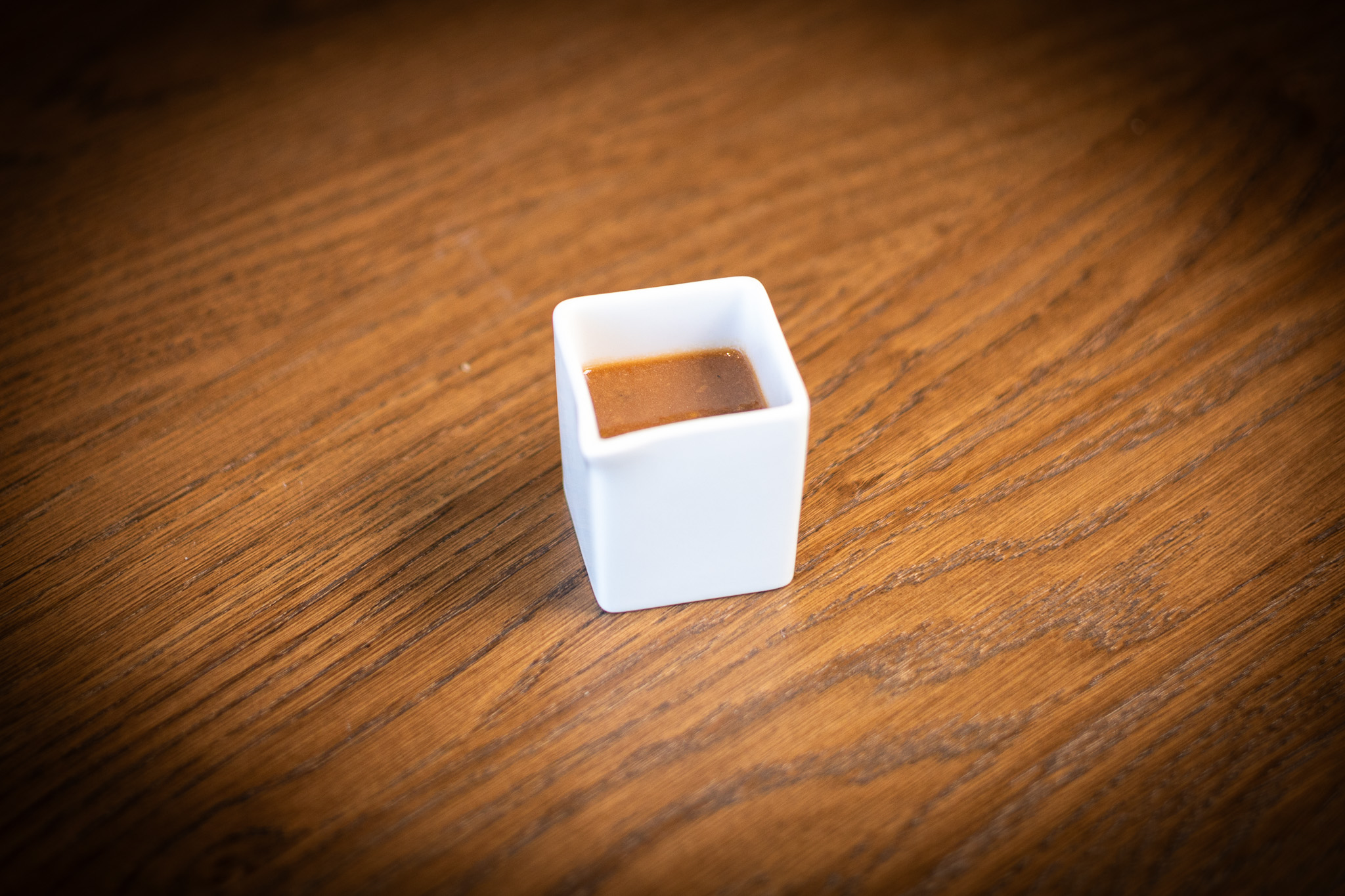 Houbová omáčka s bílým vínem a tymiánem